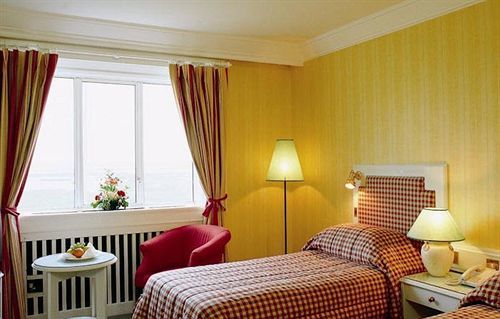 Riverside Park Hotel Макруум Екстериор снимка