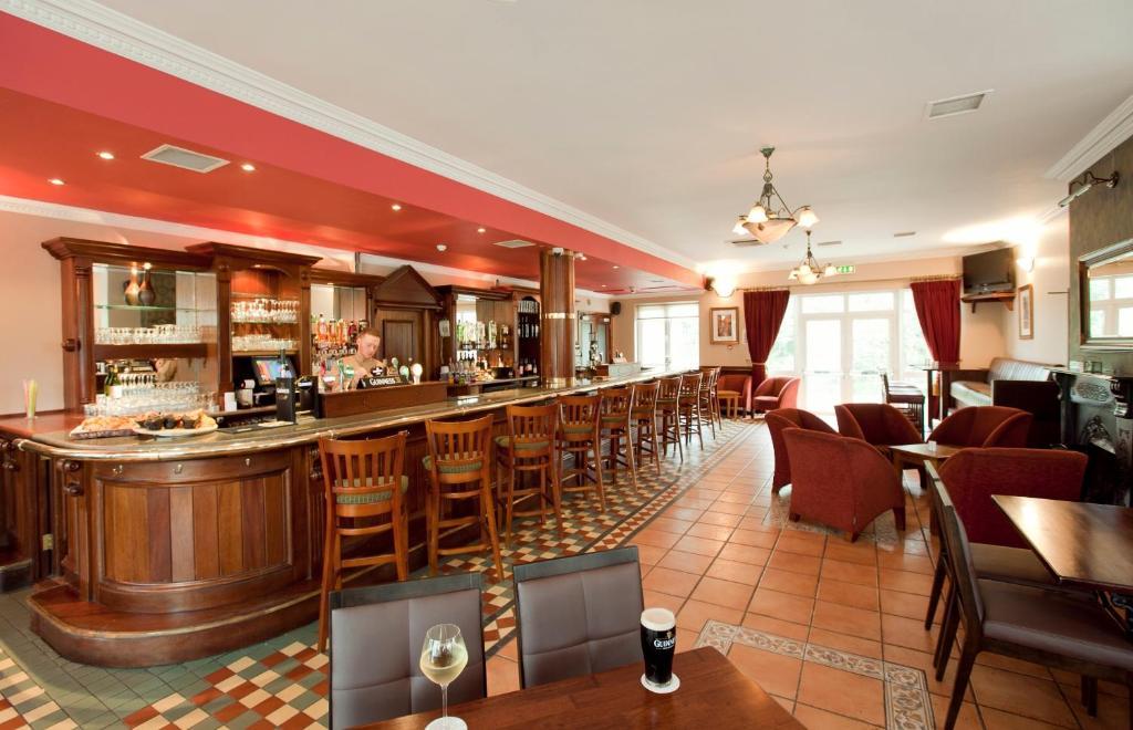 Riverside Park Hotel Макруум Екстериор снимка