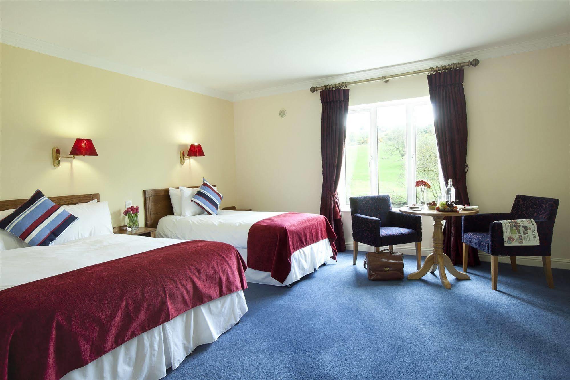 Riverside Park Hotel Макруум Екстериор снимка